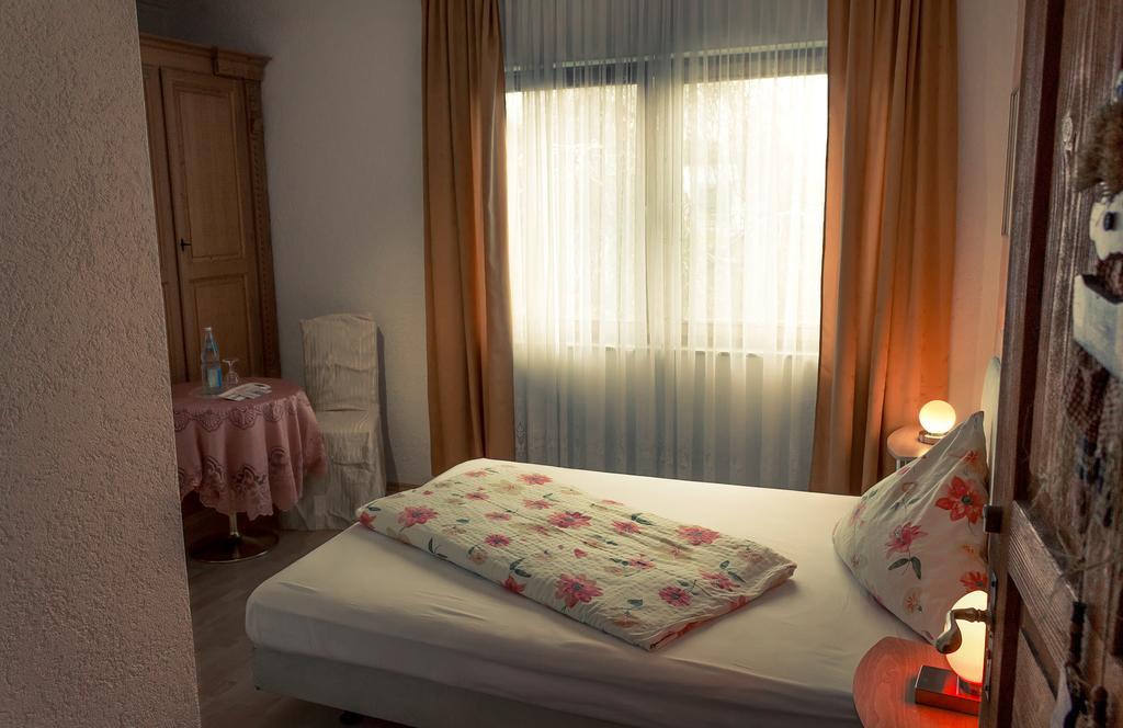 Hotel Adler Айхельберг Номер фото