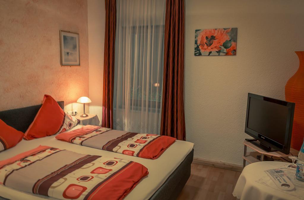 Hotel Adler Айхельберг Номер фото